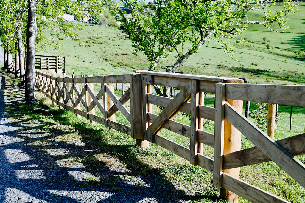 Crossbuck fence 7